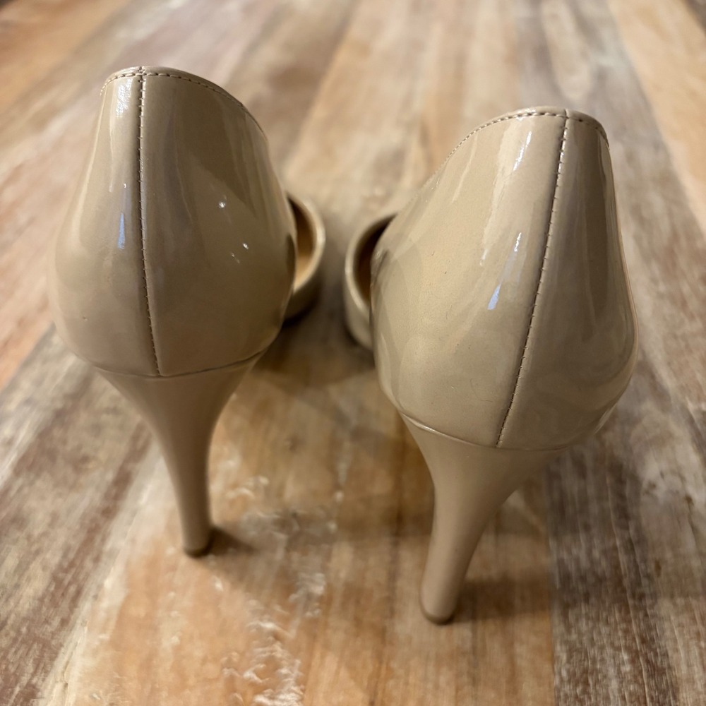 Franco Sarto Arrow Nude Patent d'Orsay Pointed Toe Pumps Heels Womens 9.5M - Picture 5 of 11